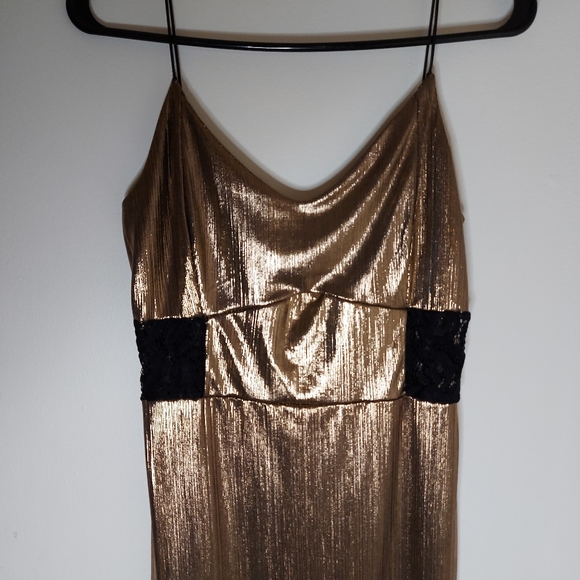 NWT Boohoo Night Metallic Gold Stretch Dress - Picture 3 of 11
